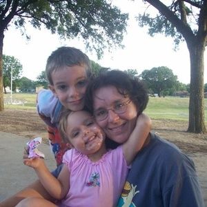 Meet your Posher, Leslie